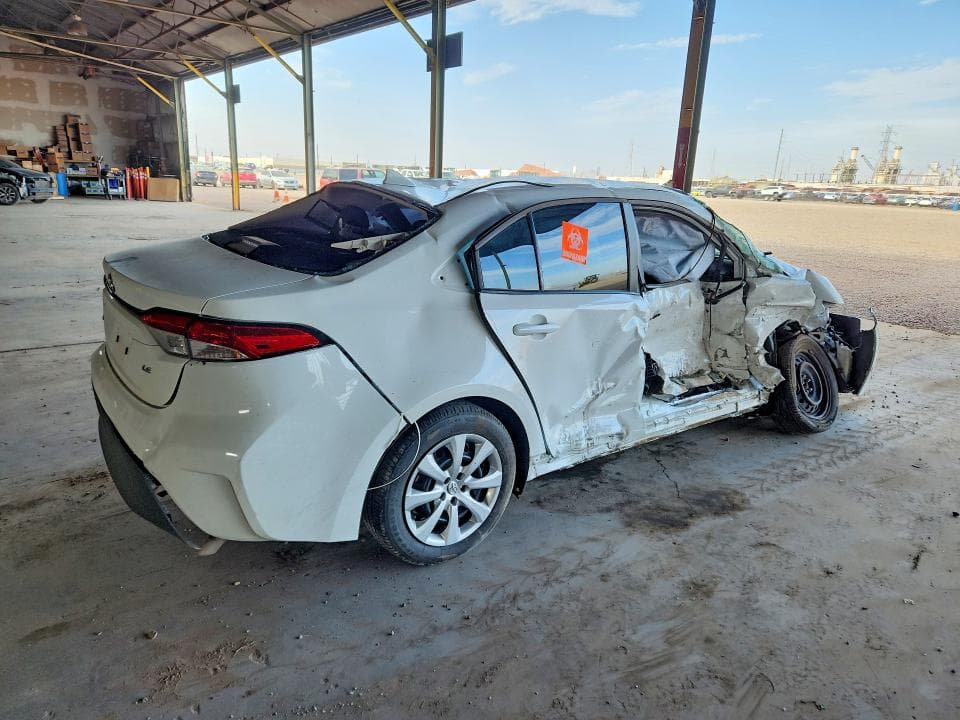 2024 TOYOTA COROLLA LE 3