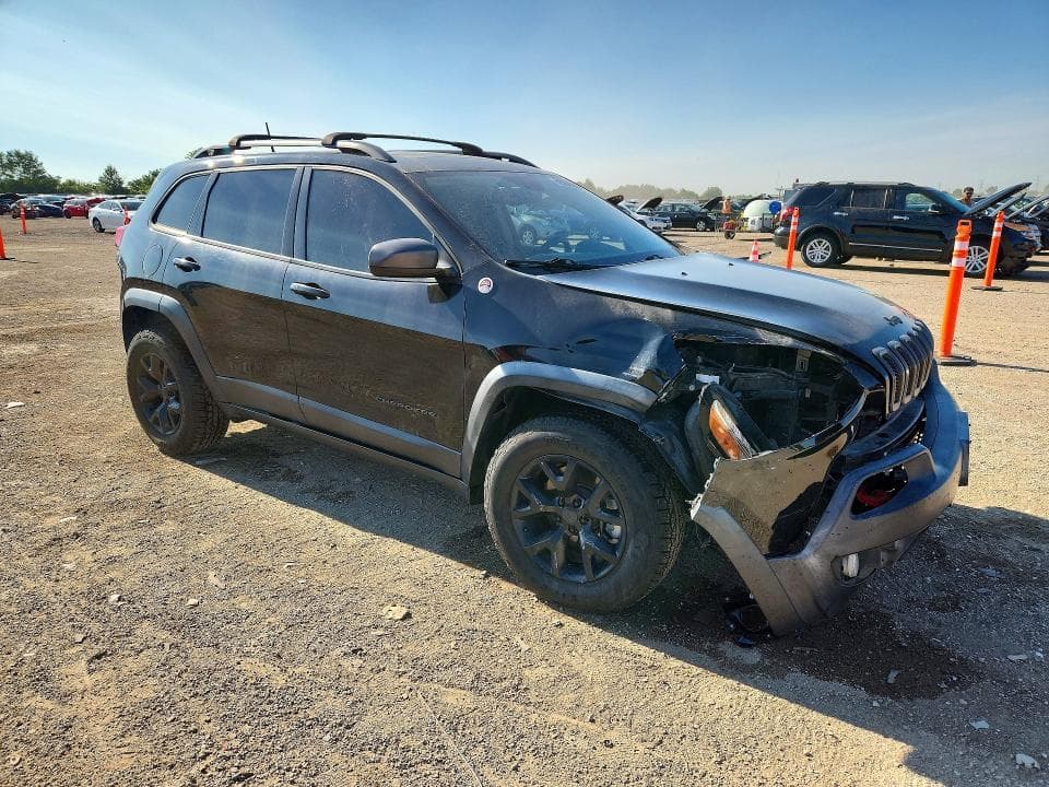 2017 JEEP CHEROKEE TRAILHAWK 4