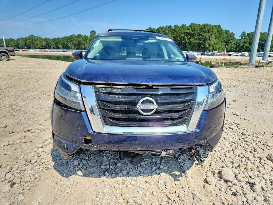 2022 NISSAN PATHFINDER SV 5