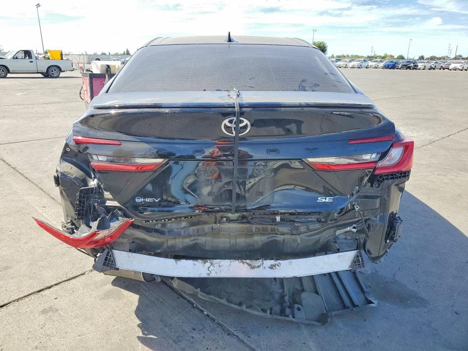 2026 TOYOTA CAMRY SE 6
