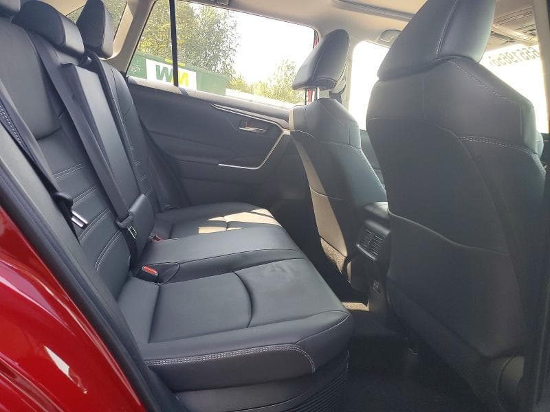 2025 TOYOTA RAV4 XLE PREMIUM 11