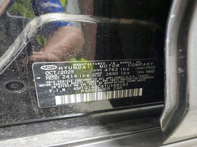 2026 GENESIS G70 2.5T STANDARD 12