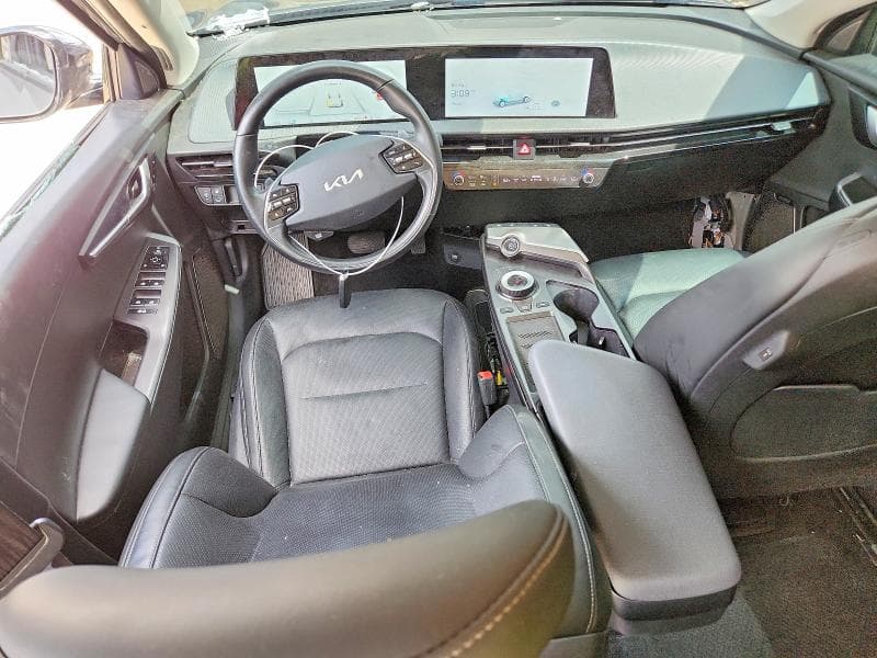 2023 KIA EV6 WIND 8