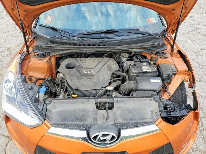 2017 HYUNDAI VELOSTER BASE 11