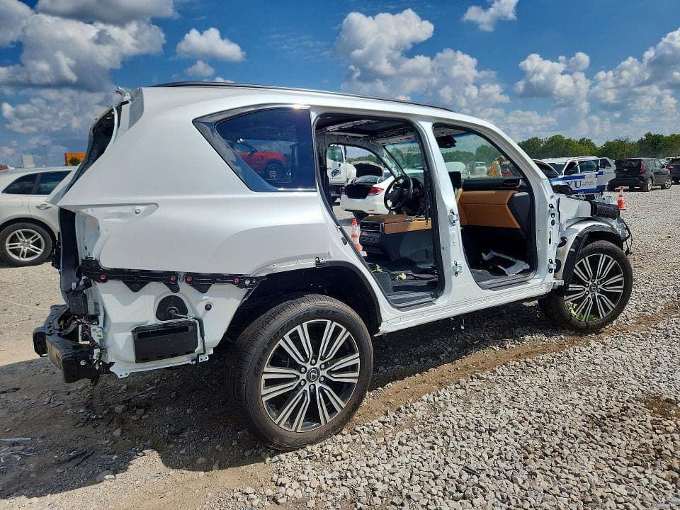 2026 LEXUS LX 600 LUXURY 3