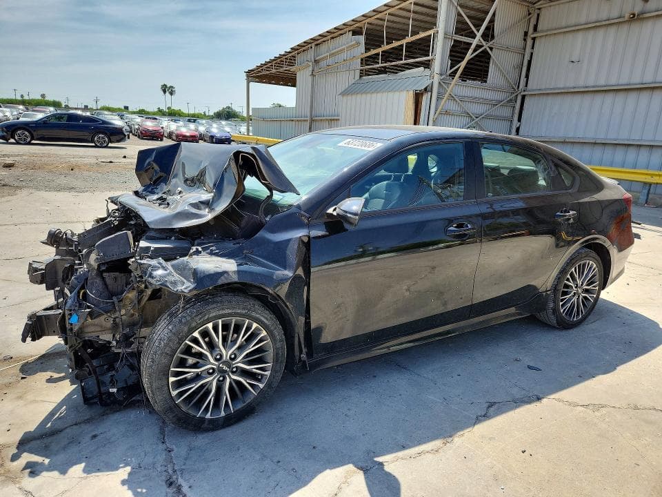 2023 KIA FORTE GT LINE