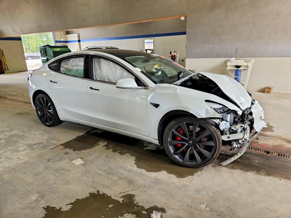 2020 TESLA MODEL 3 4