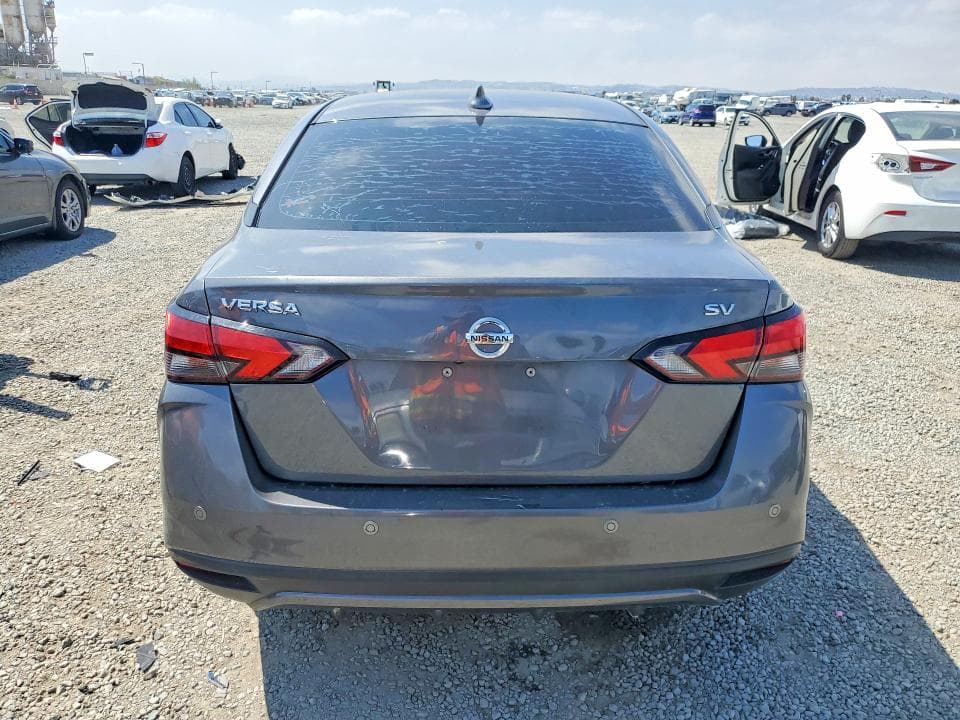 2021 NISSAN VERSA SV 6