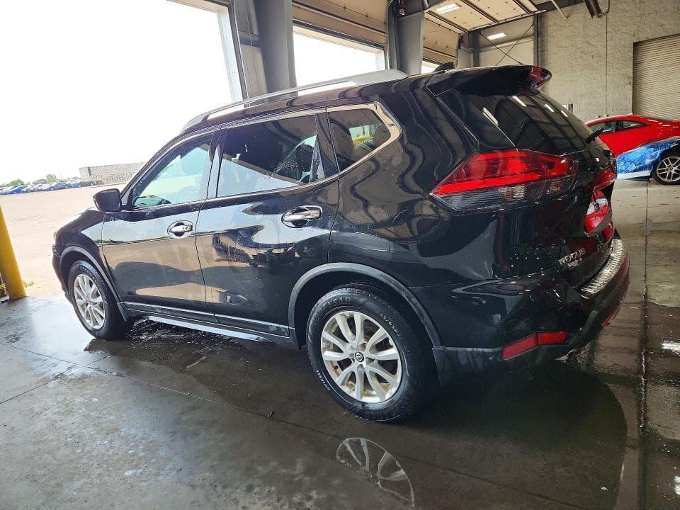 2017 NISSAN ROGUE SV 2