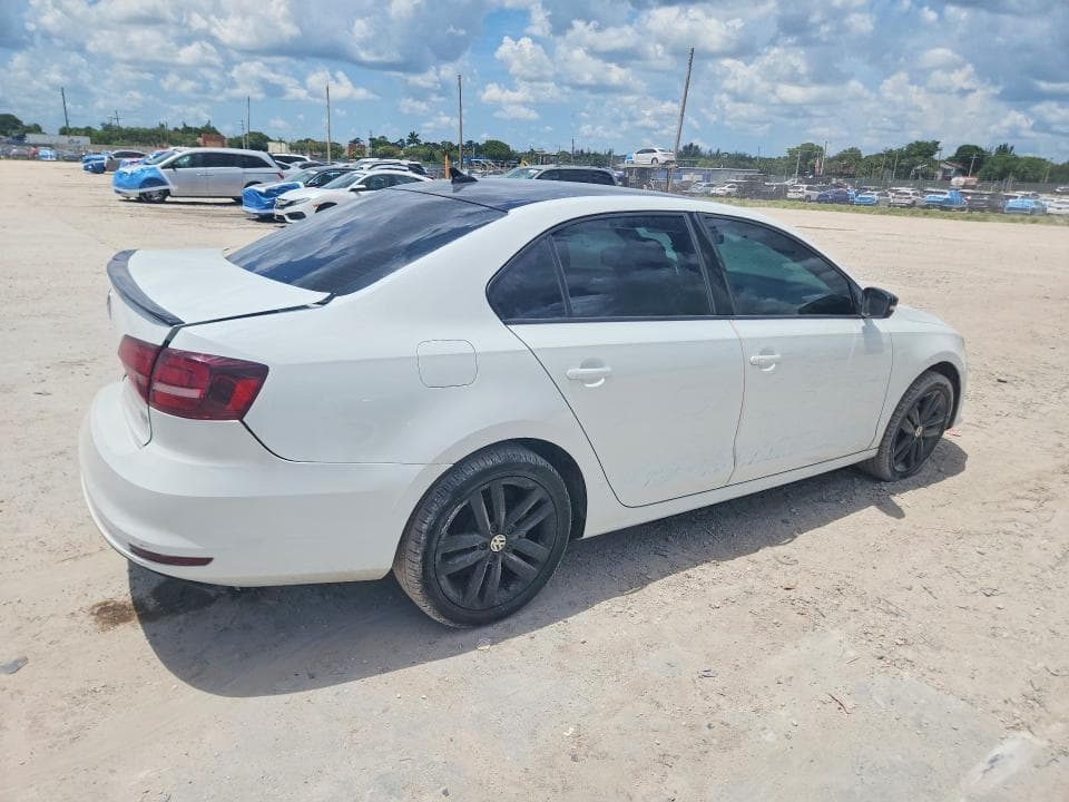 2018 VOLKSWAGEN JETTA SPORT 3