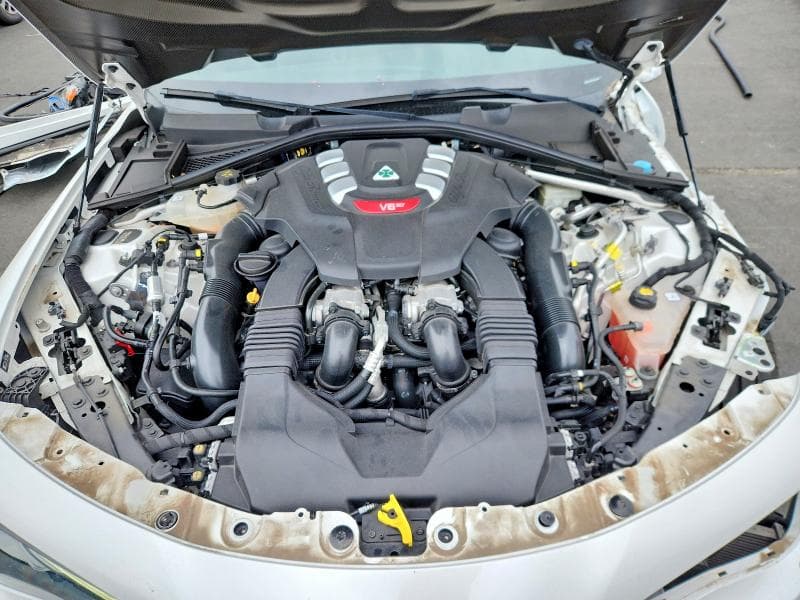 2018 ALFA ROMEO GIULIA QUADRIFOGLIO 11