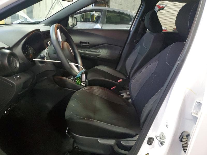 2019 NISSAN KICKS S 7