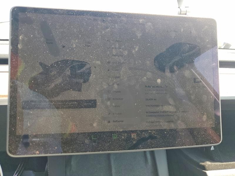 2025 TESLA MODEL Y 9