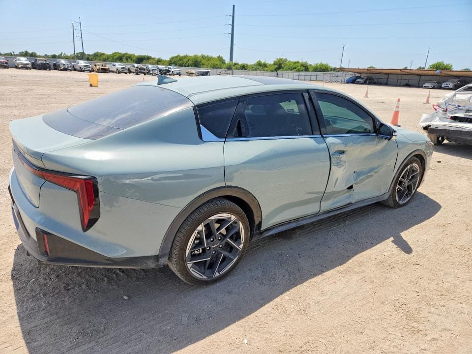 2026 KIA K4 GT LINE 3