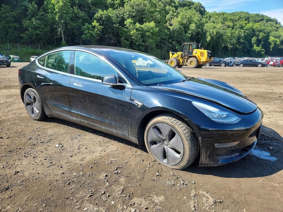 2019 TESLA MODEL 3 4