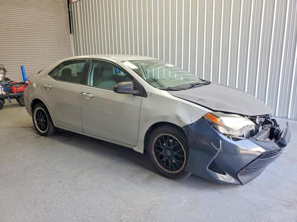 2017 TOYOTA COROLLA L 4