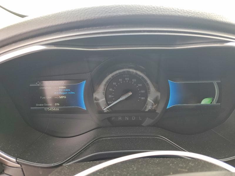 2020 FORD FUSION SE 9