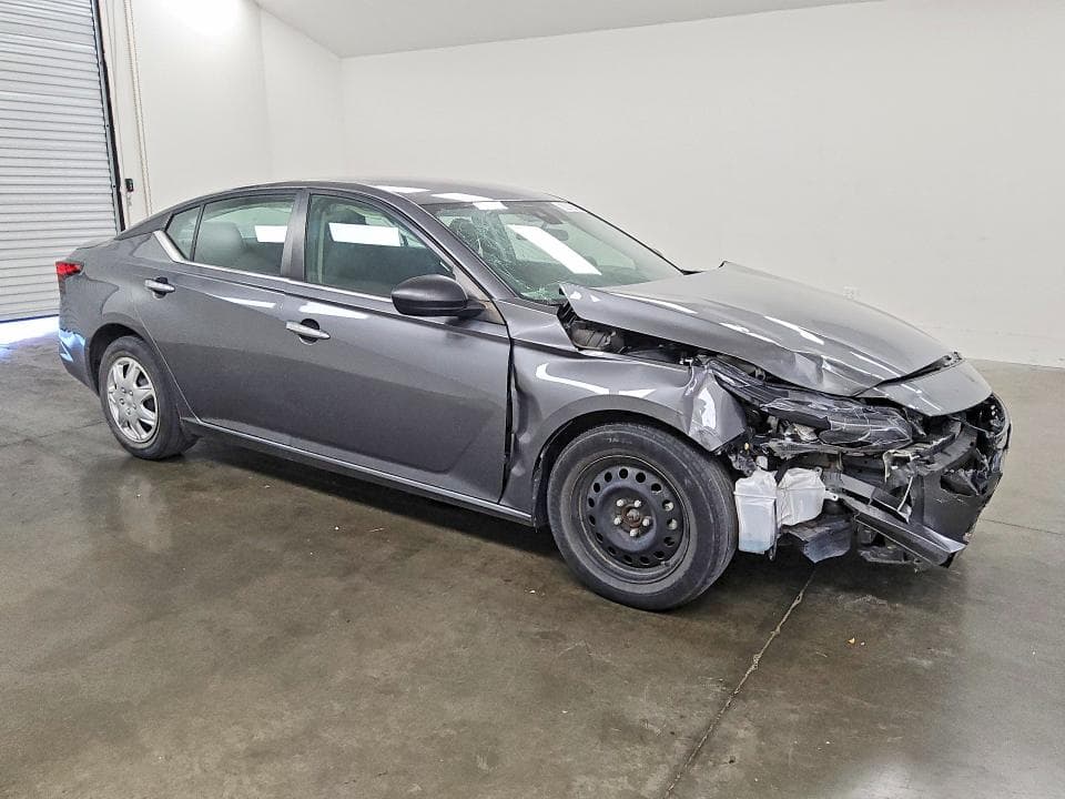 2024 NISSAN ALTIMA S 4