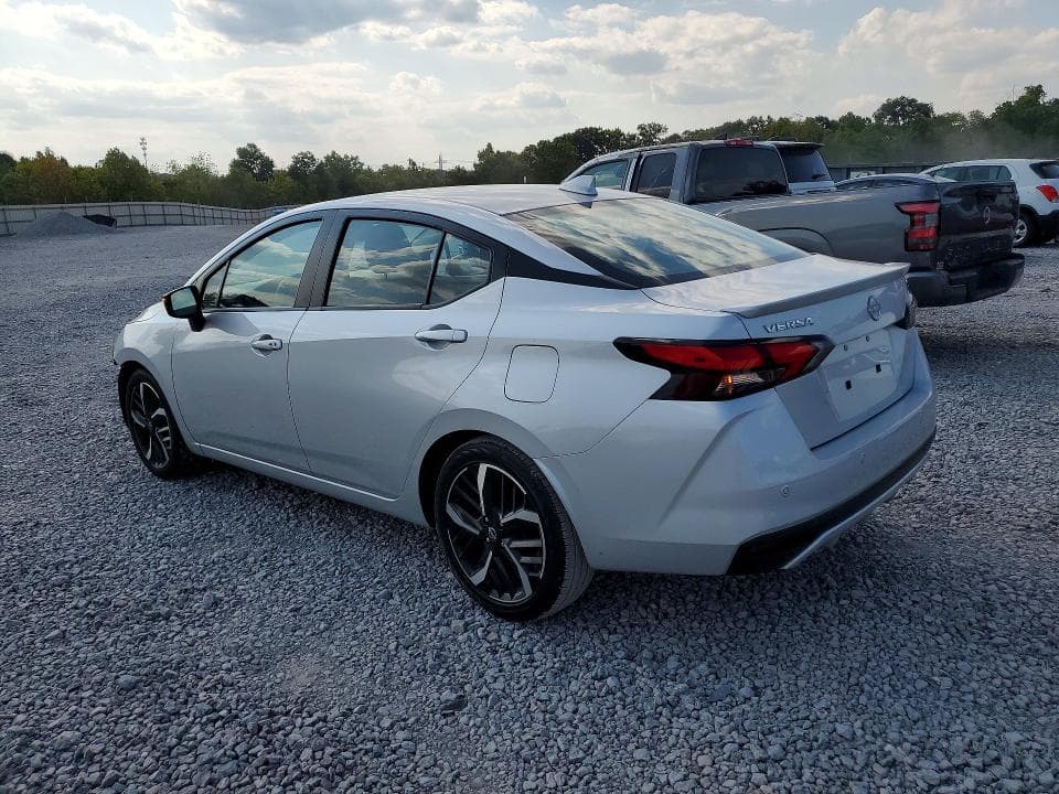 2024 NISSAN VERSA SR 2