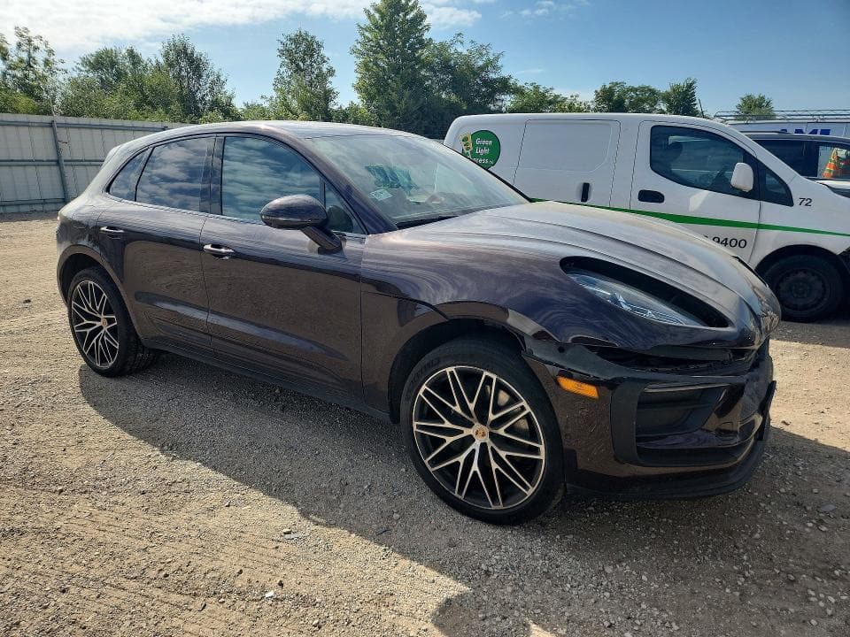 2023 PORSCHE MACAN BASE 4