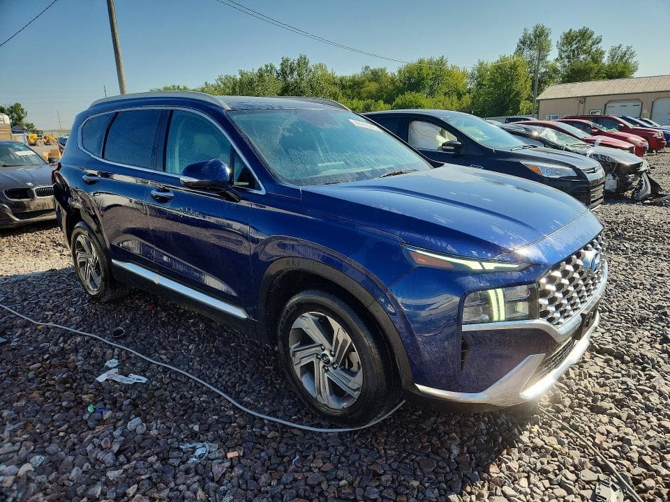 2021 HYUNDAI SANTA FE SEL 4