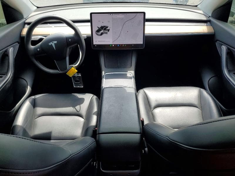 2021 TESLA MODEL Y 8