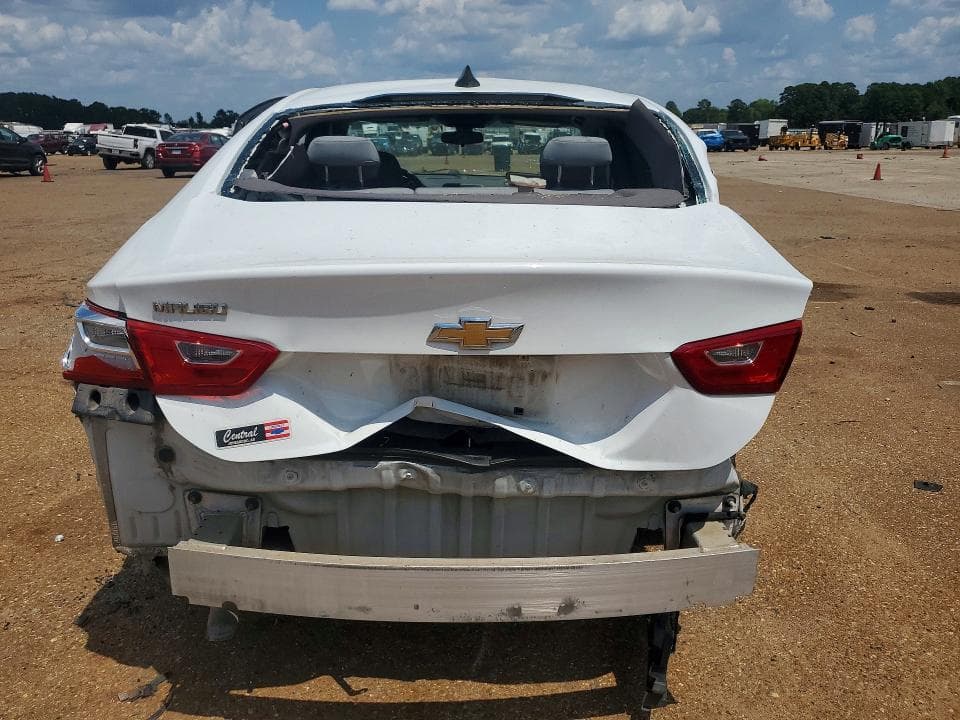 2018 CHEVROLET MALIBU LS 6