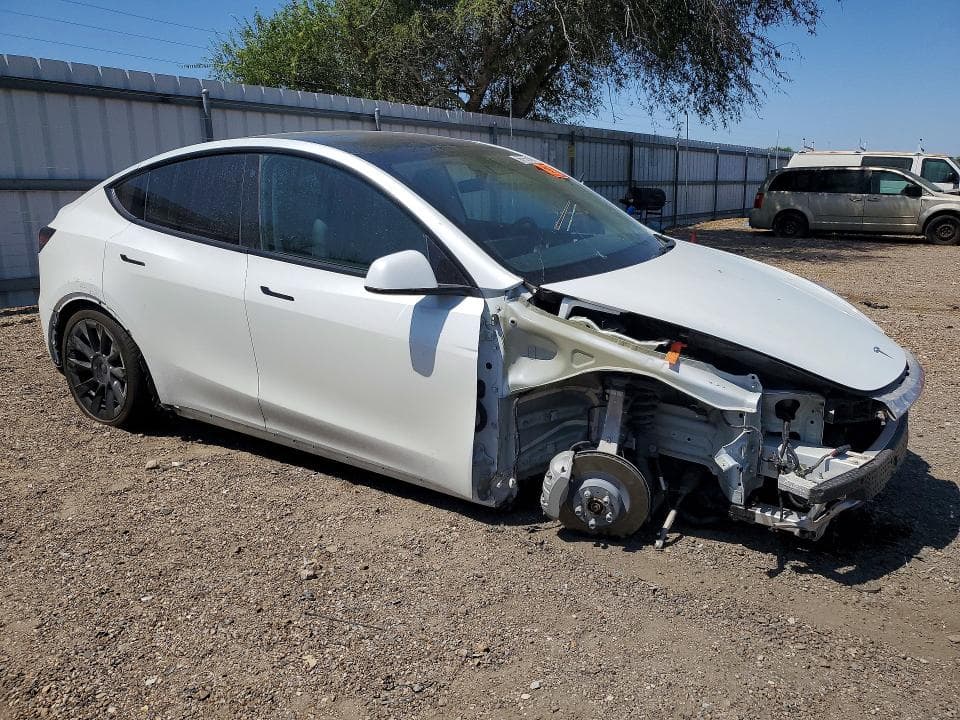 2022 TESLA MODEL Y 4