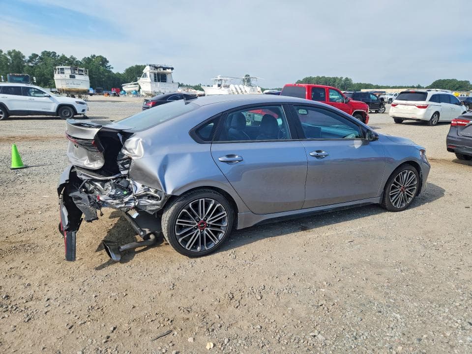 2023 KIA FORTE GT 3