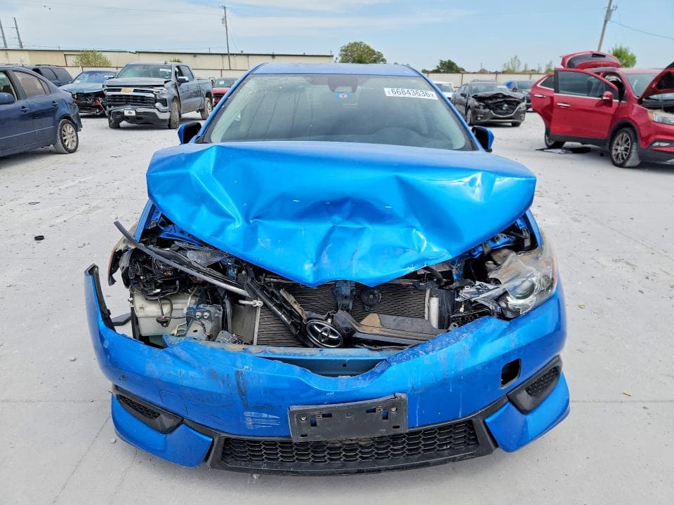 2018 TOYOTA COROLLA IM BASE 5