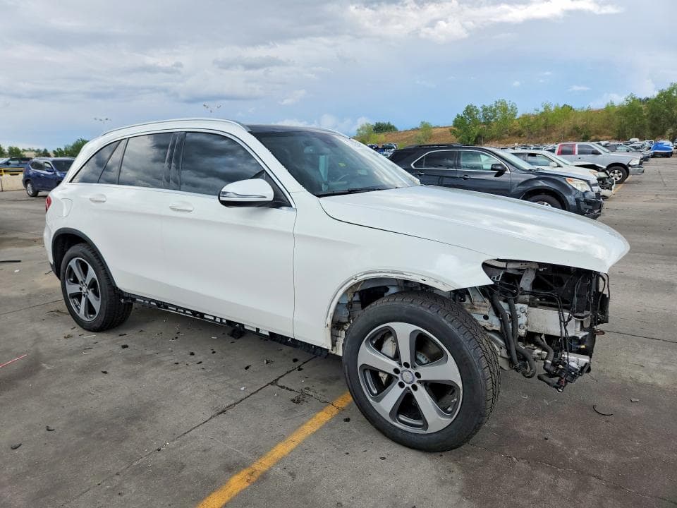 2017 MERCEDES-BENZ GLC 300 4MATIC 4