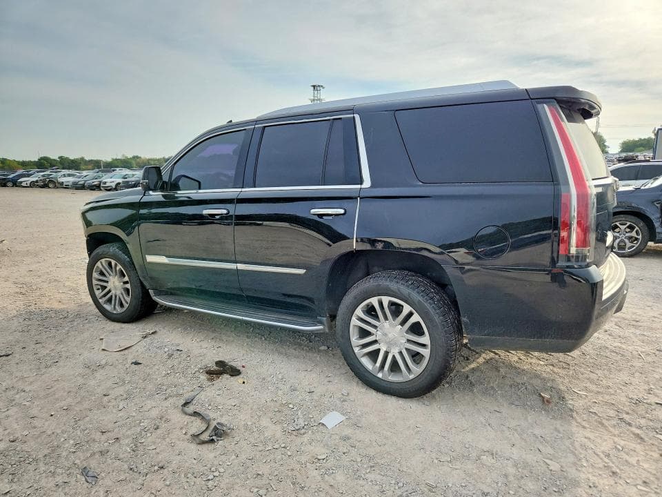 2017 CADILLAC ESCALADE 2