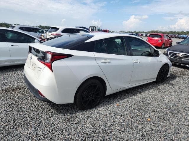 2019 TOYOTA PRIUS XLE 3