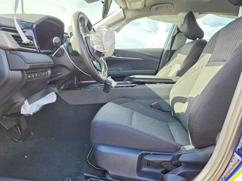 2026 TOYOTA CAMRY LE 7