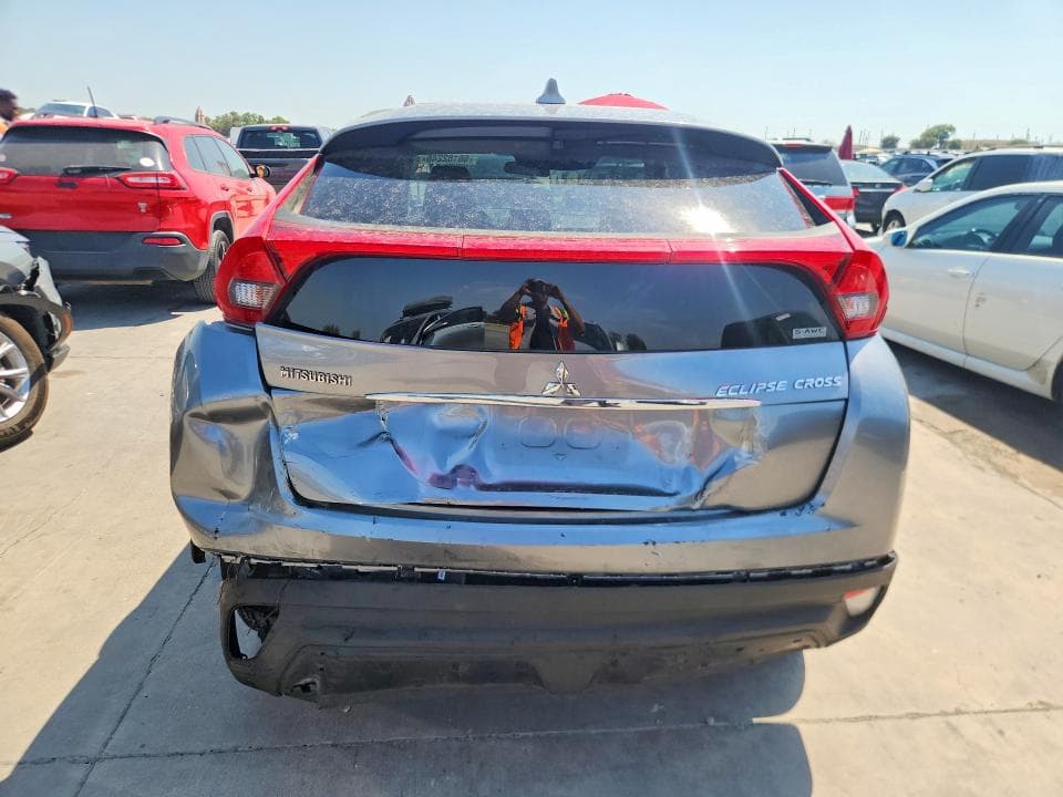 2019 MITSUBISHI ECLIPSE CROSS 6