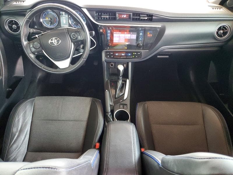 2018 TOYOTA COROLLA SE 8