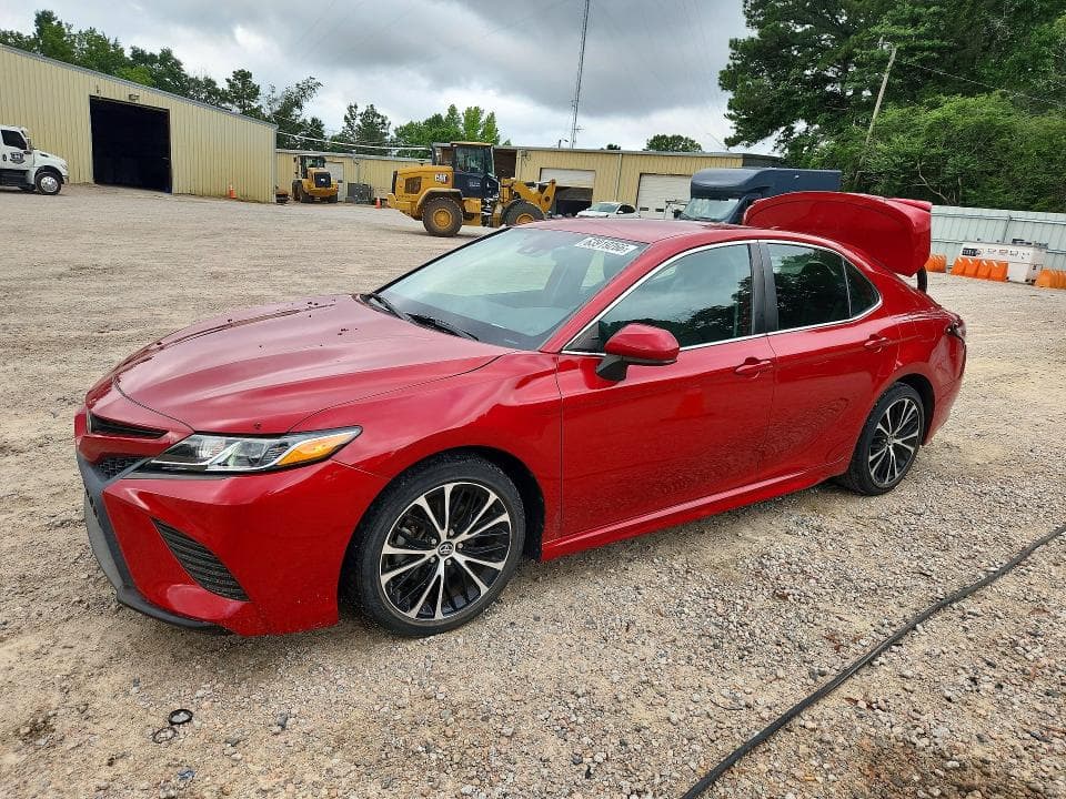 2020 TOYOTA CAMRY SE - 1