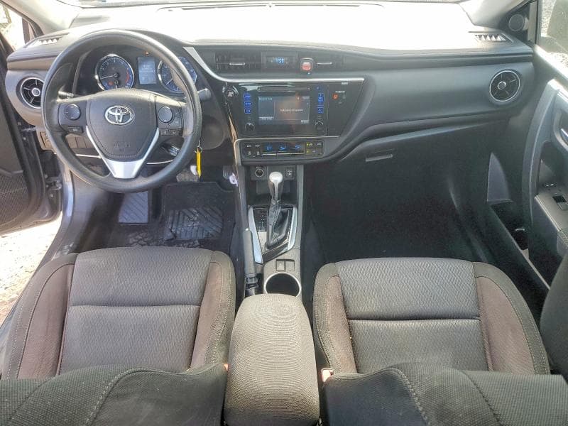 2017 TOYOTA COROLLA LE 8