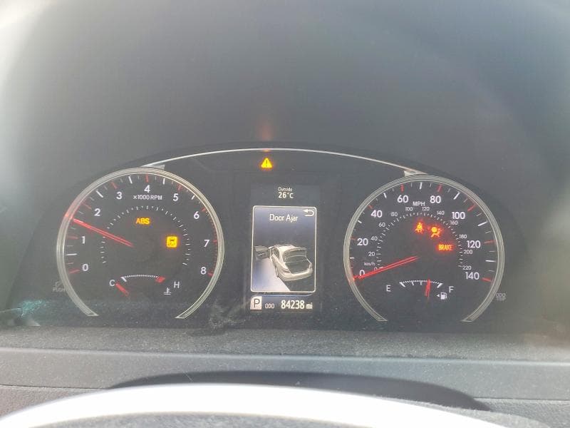 2017 TOYOTA CAMRY SE 9