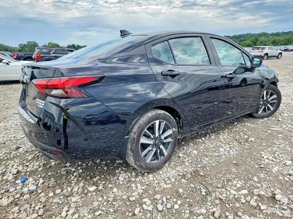 2025 NISSAN VERSA SV 3