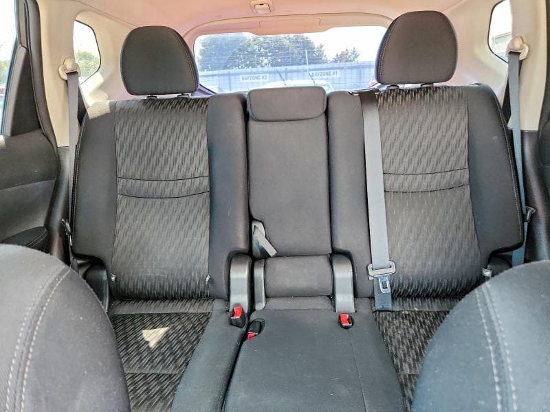2018 NISSAN ROGUE S 10