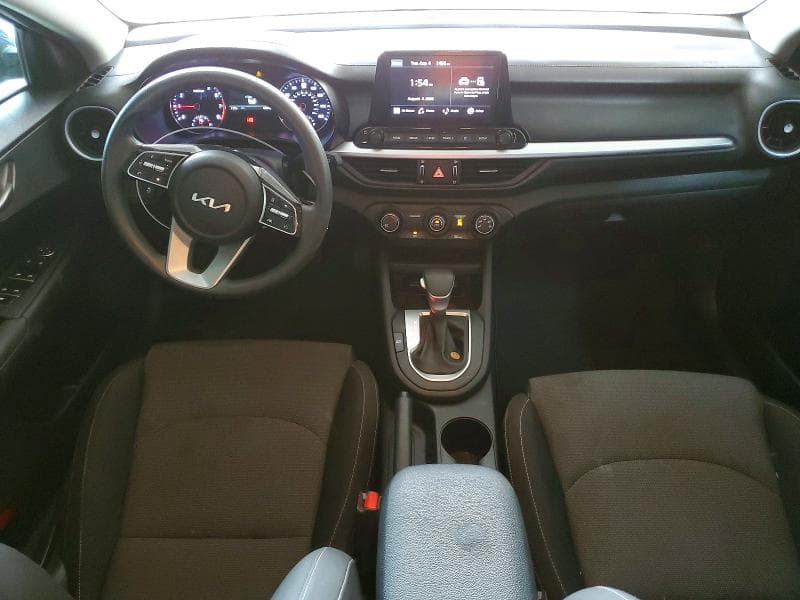 2022 KIA FORTE 8