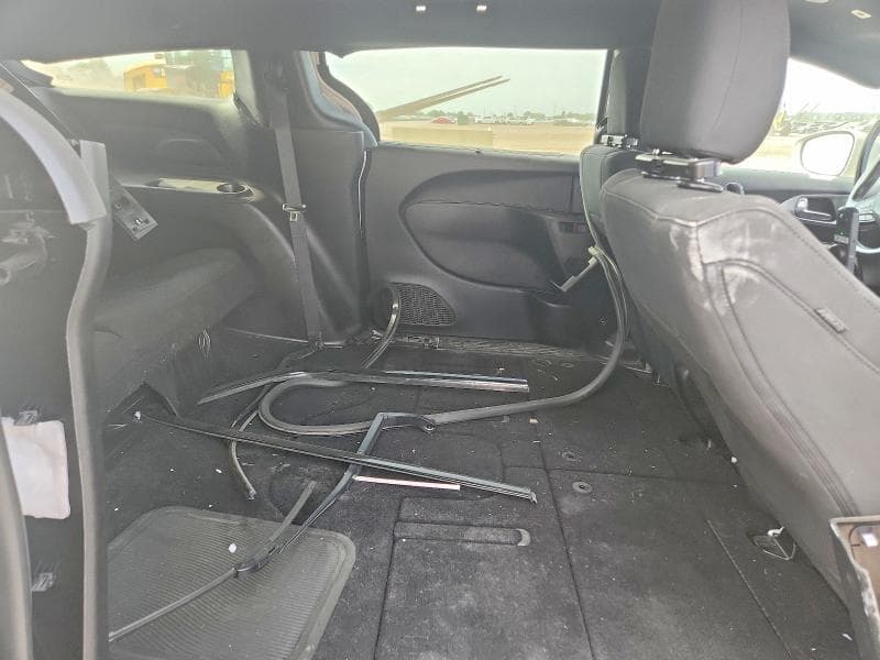 2019 CHRYSLER PACIFICA TOURING PLUS 10
