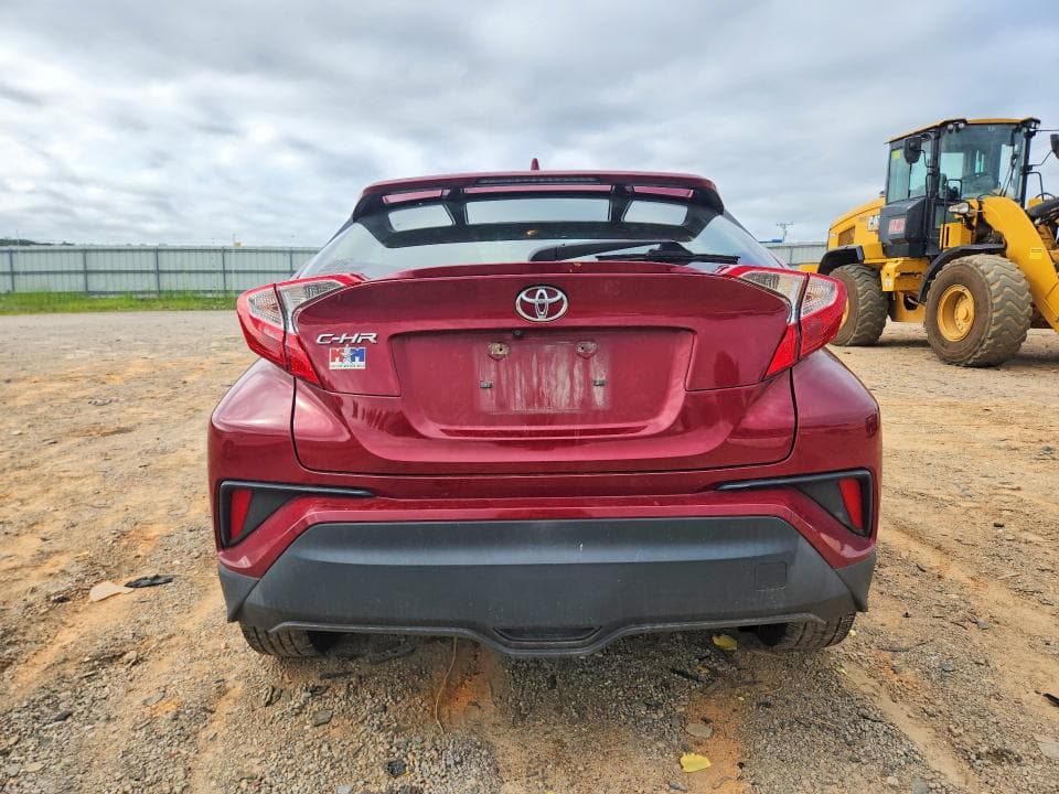 2019 TOYOTA C-HR LE 6