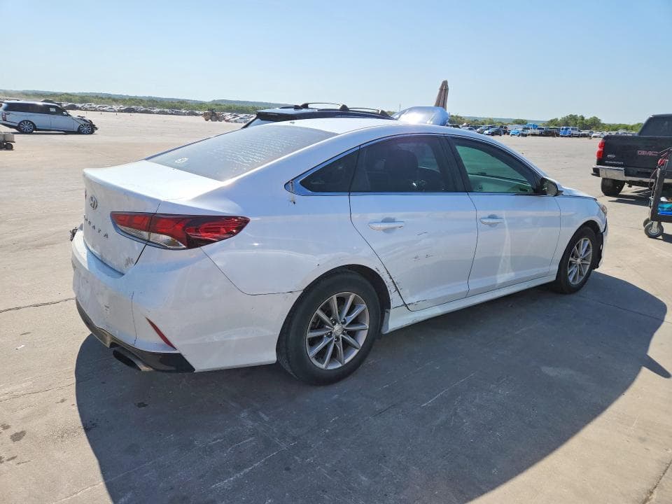 2018 HYUNDAI SONATA SE 3