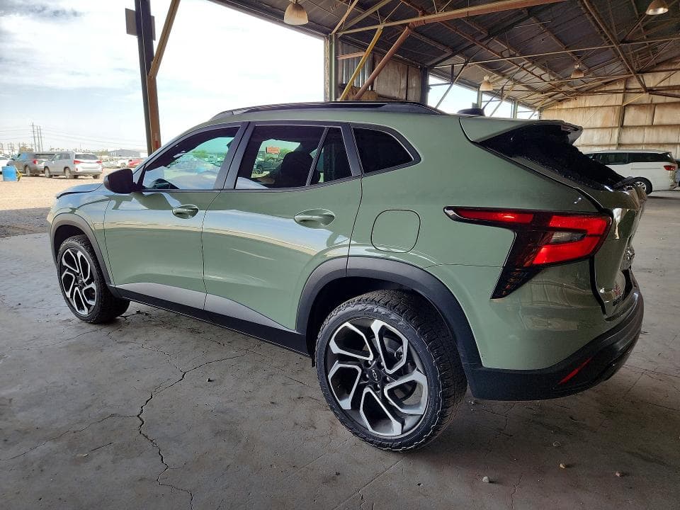 2024 CHEVROLET TRAX 2RS 2