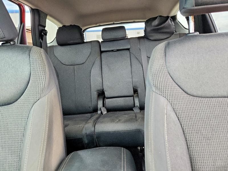 2019 HYUNDAI SANTA FE SE 10