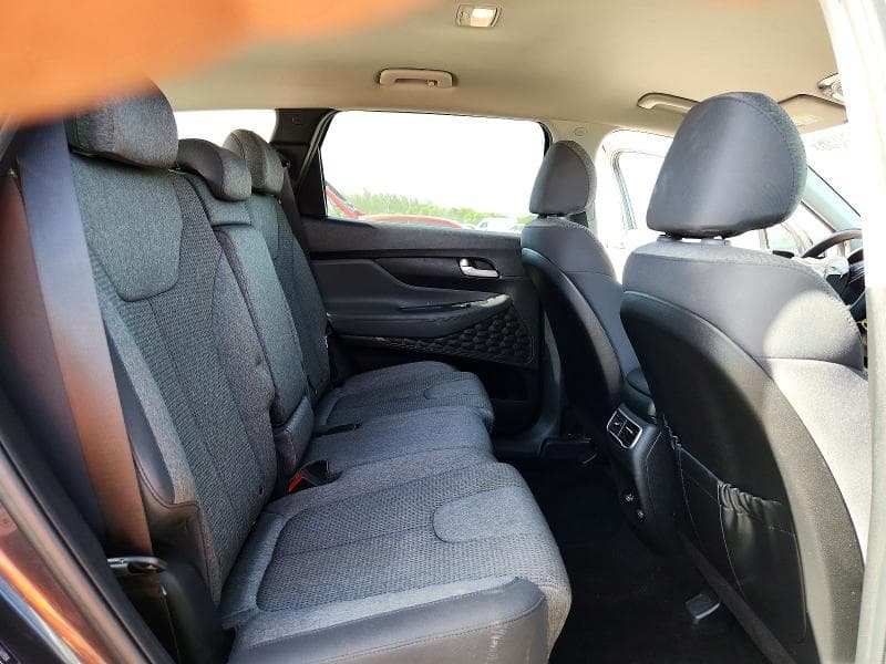 2023 HYUNDAI SANTA FE SE 11