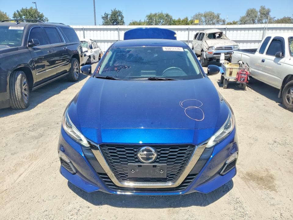 2022 NISSAN ALTIMA SR 5