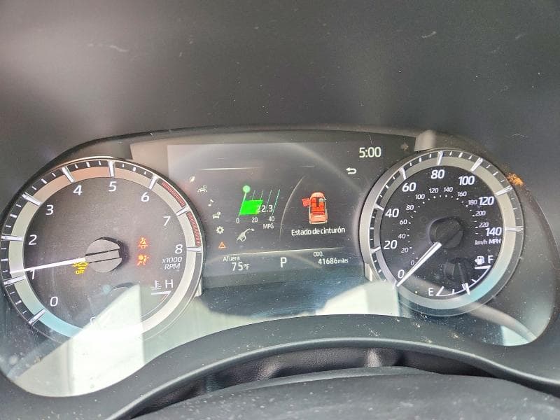2023 TOYOTA HIGHLANDER XLE 9